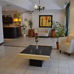 Hotel Dallas Center