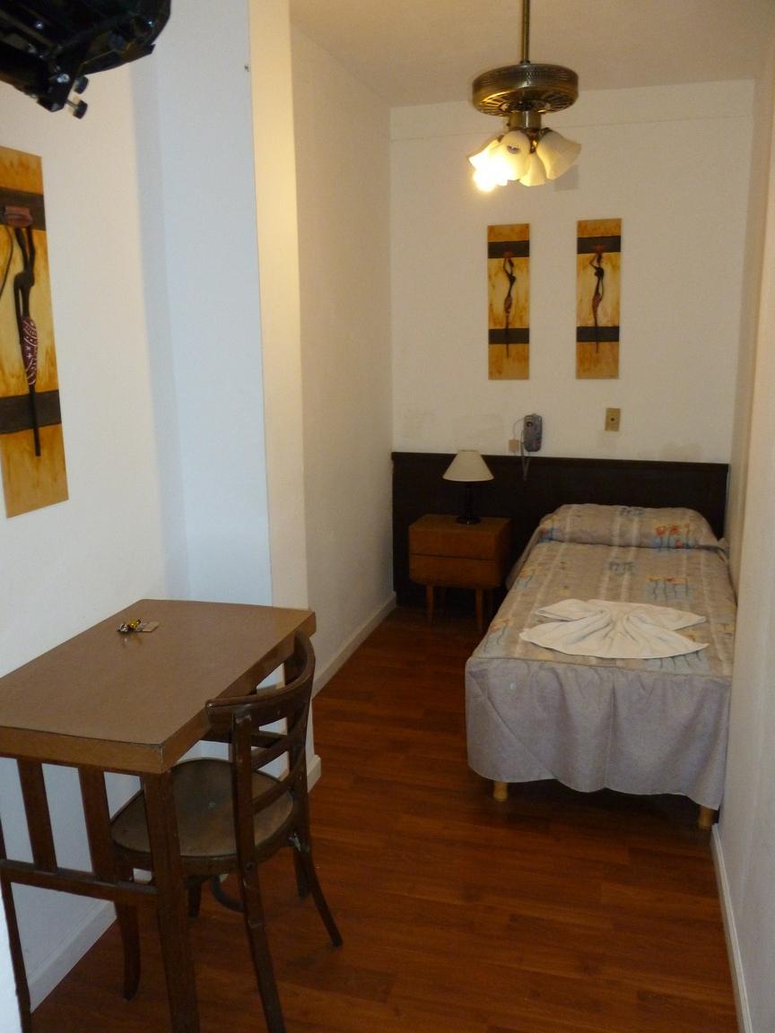 Dallas Center Hotel 2*